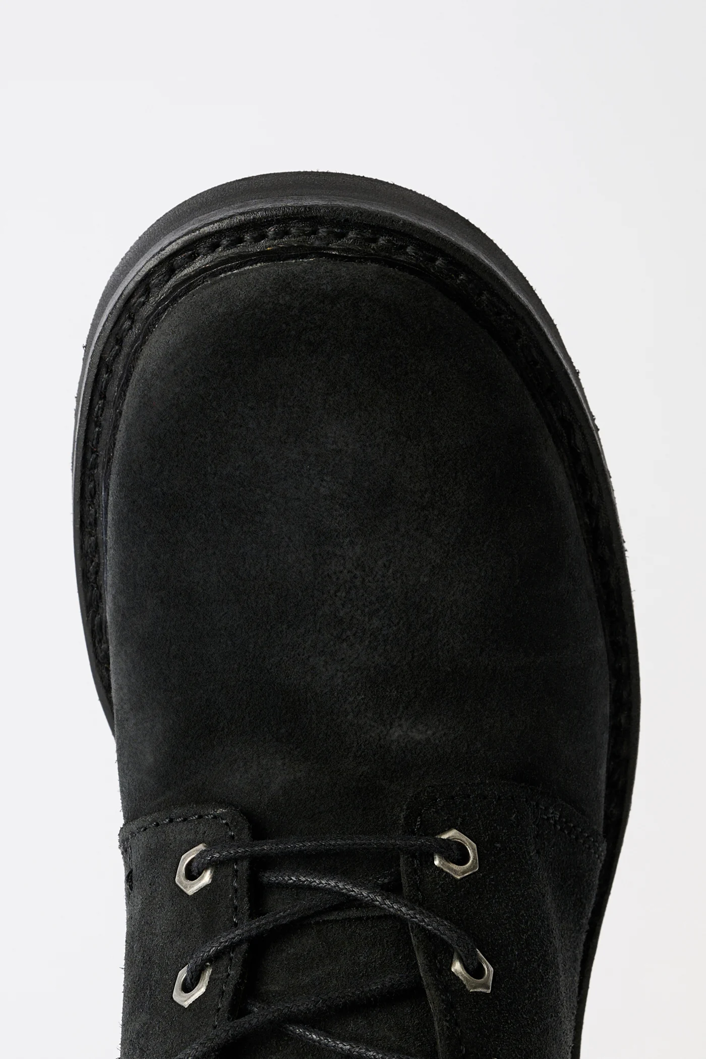 Chukka Boot Dim Black Velour Suede