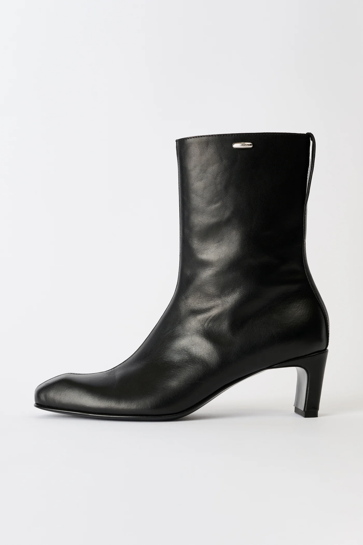 Karasu Heel Black Tensile Cattle Hide