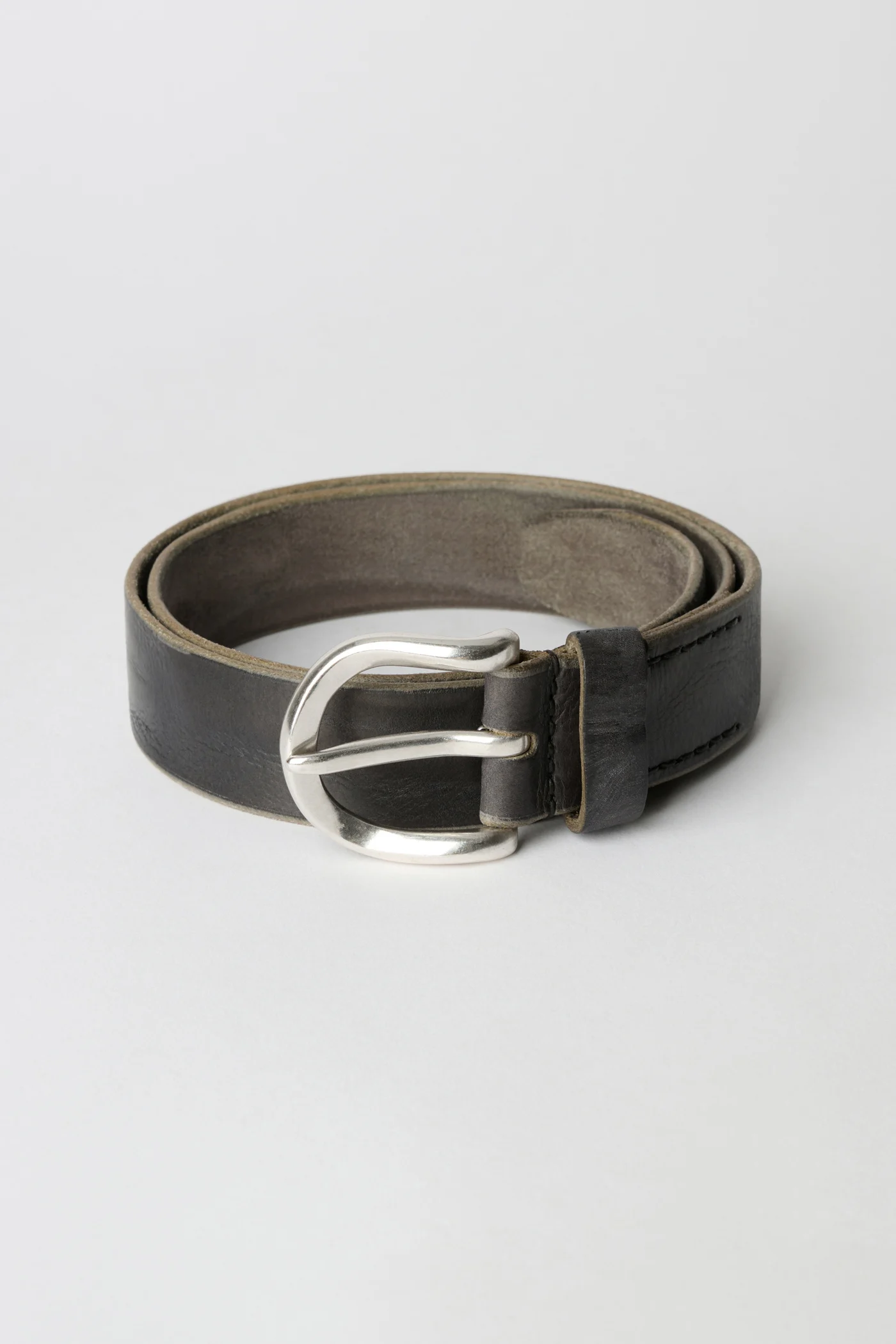 3.5 cm Belt Soft Coal Torn Bovine