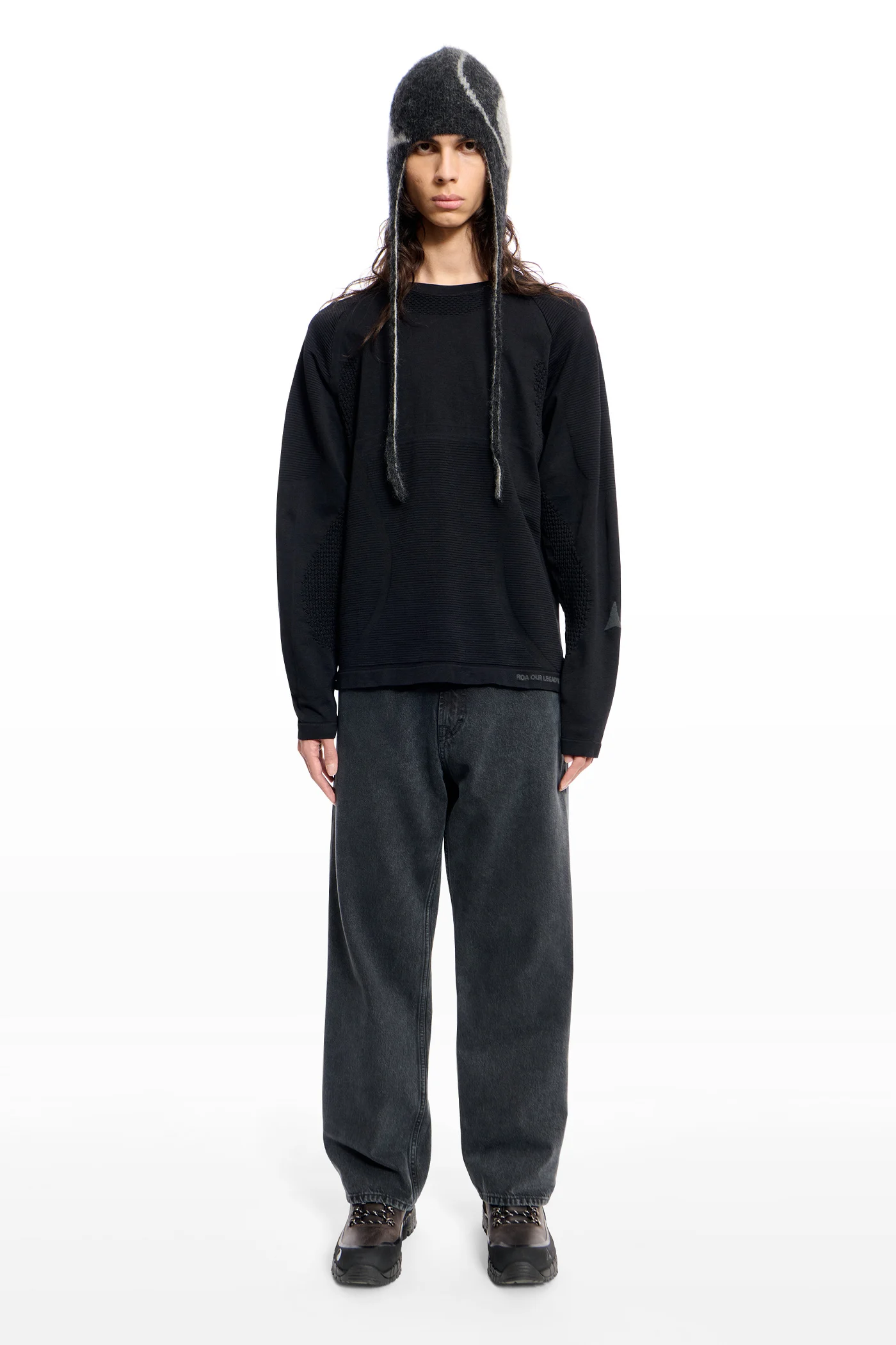 Aune Seamless Knit Long Sleeve Carbon